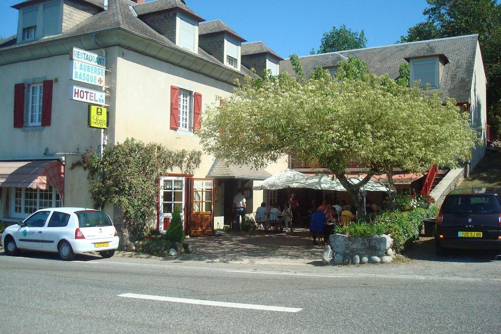 Logis L'Auberge Basque Ozon  Exterior foto